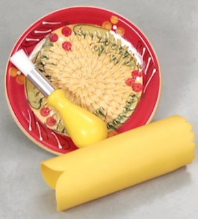 Amazing Grater Plate + FREE Garlic Peeler and Brush