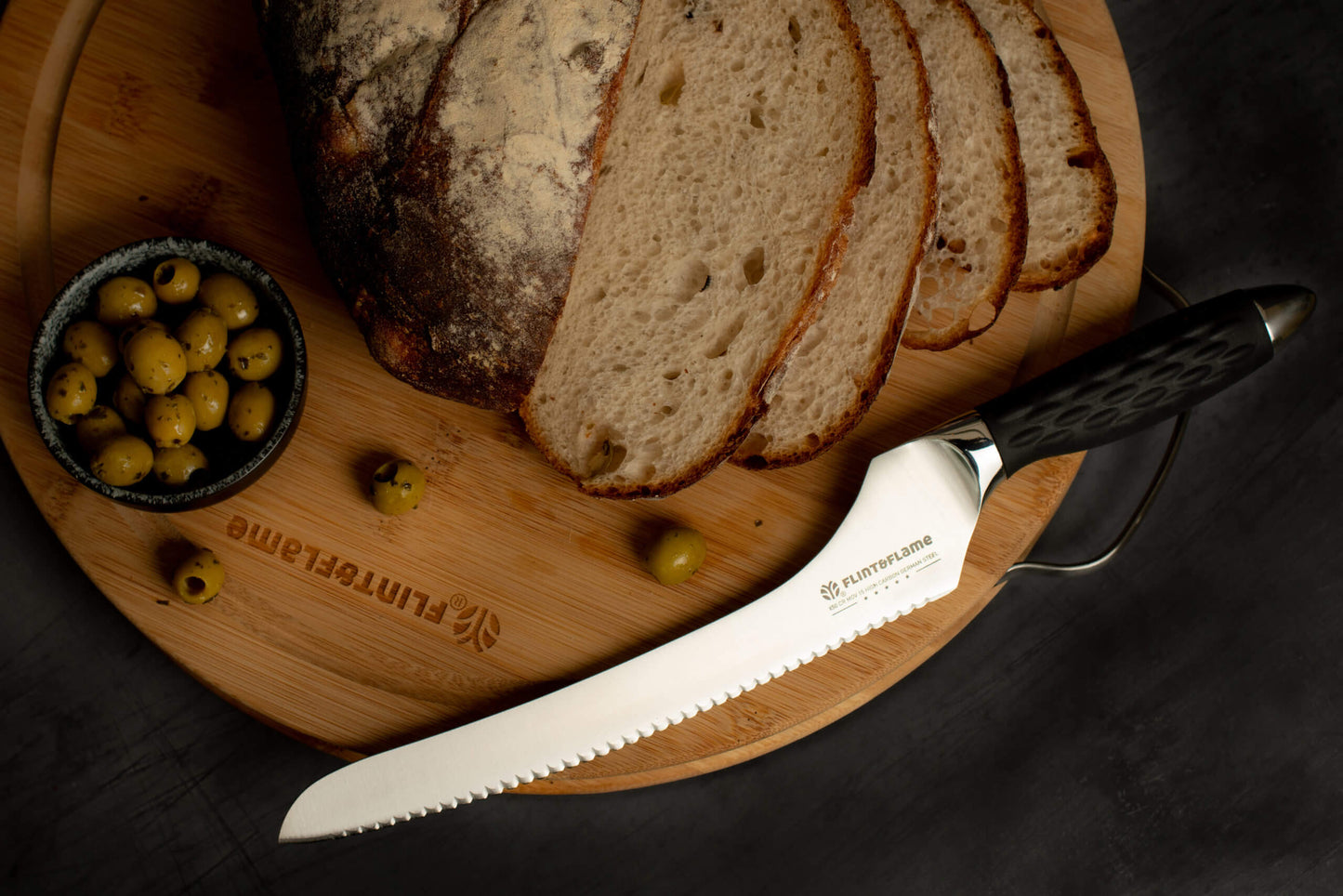 9″ PRO Series Offset Bread Knife With Lockable Blade Cover